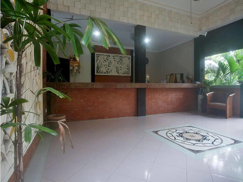 Puri Ganesh Hotel Legian  Exterior photo