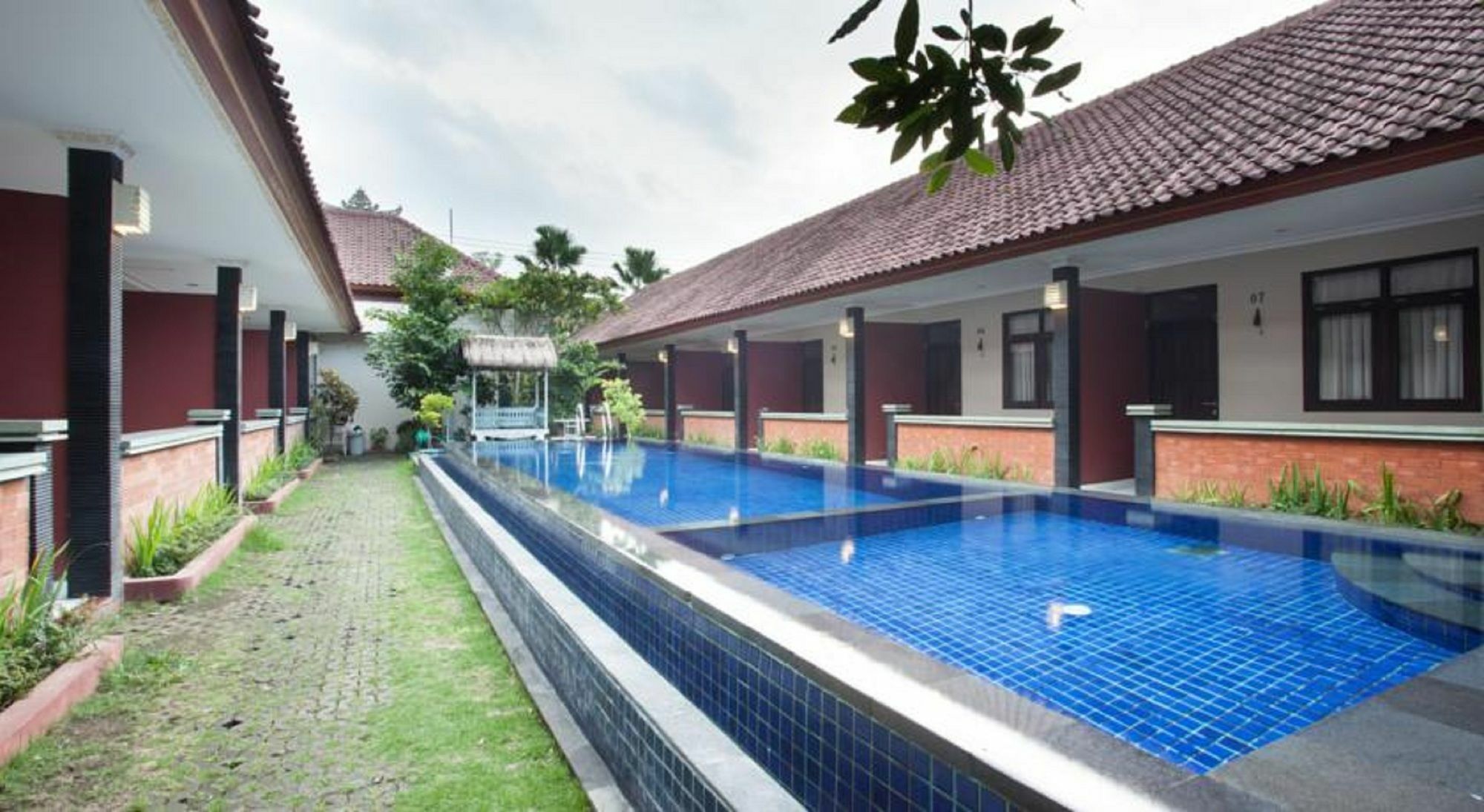 Puri Ganesh Hotel Legian  Exterior photo