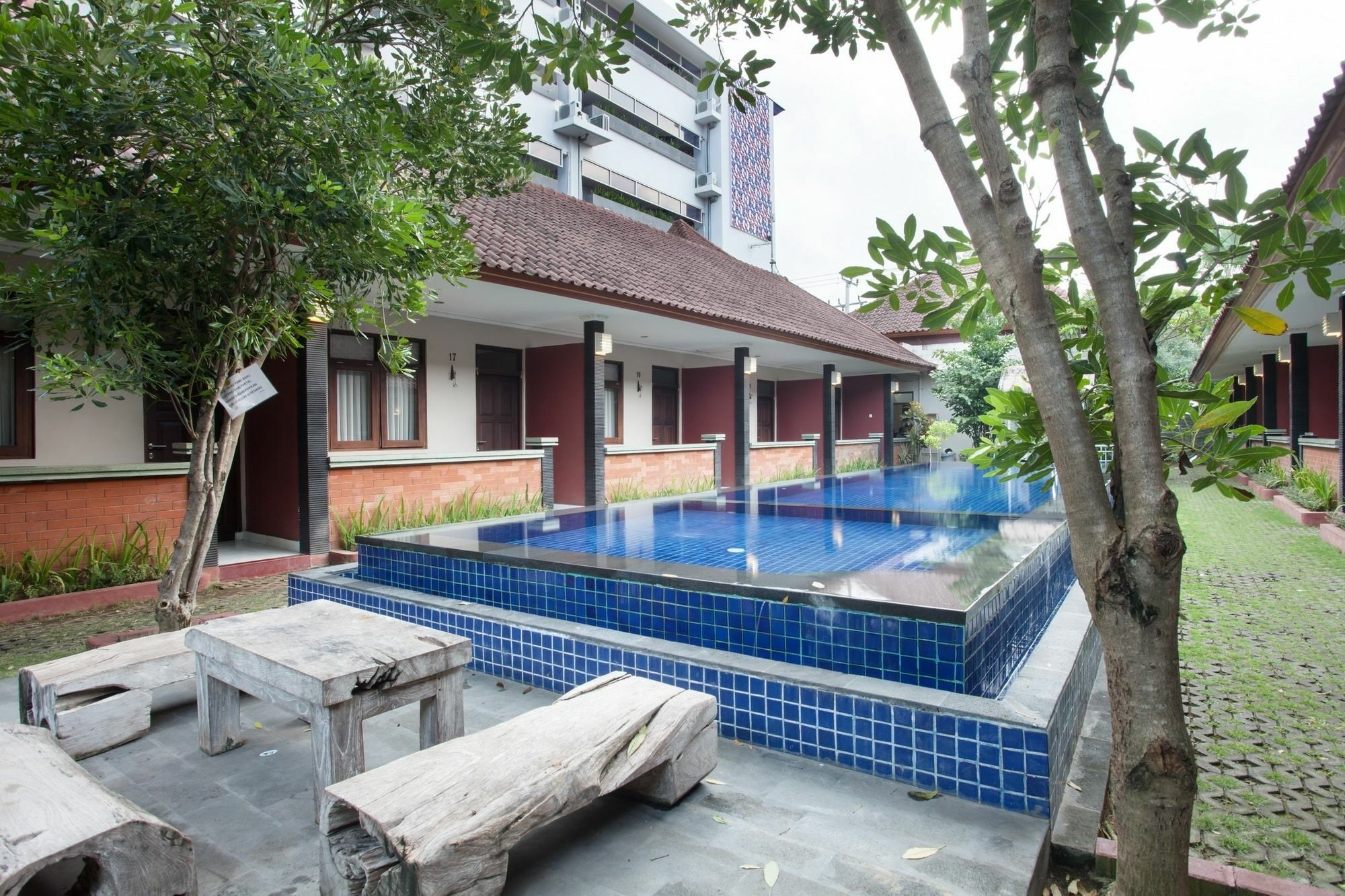 Puri Ganesh Hotel Legian  Exterior photo